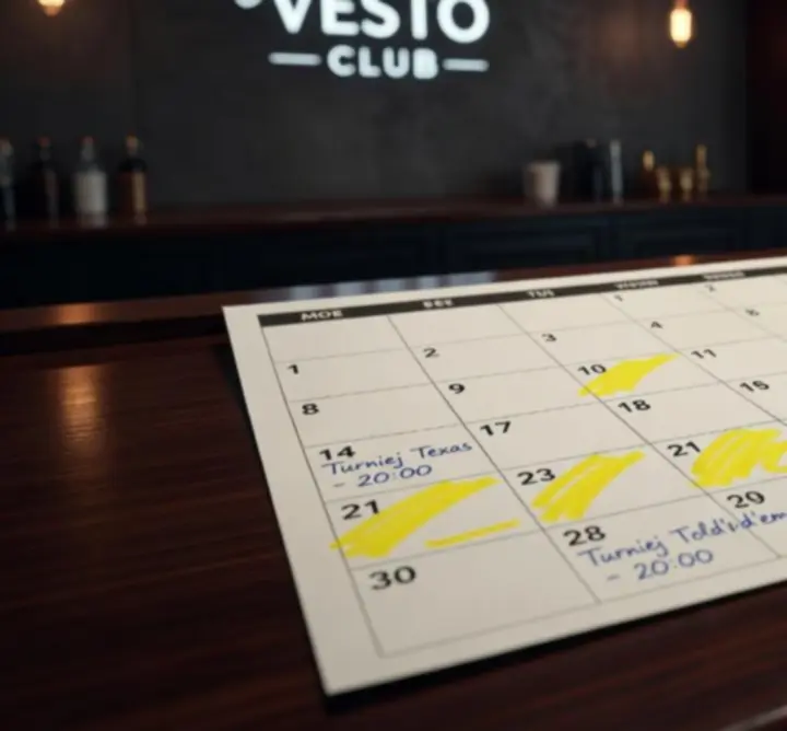 Zbliżenie na kalendarz wydarzeń VESTO CLUB z zaznaczonymi pokerowymi wieczorami.